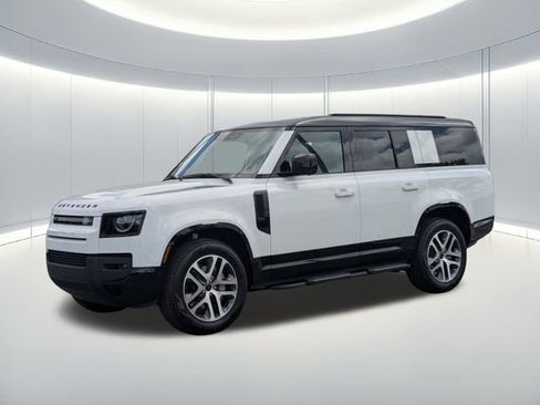 New 2026 Land Rover Defender 130 X-Dynamic SE AWD/4WD image 1
