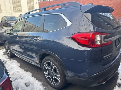 Used 2025 Subaru Ascent Touring image 10