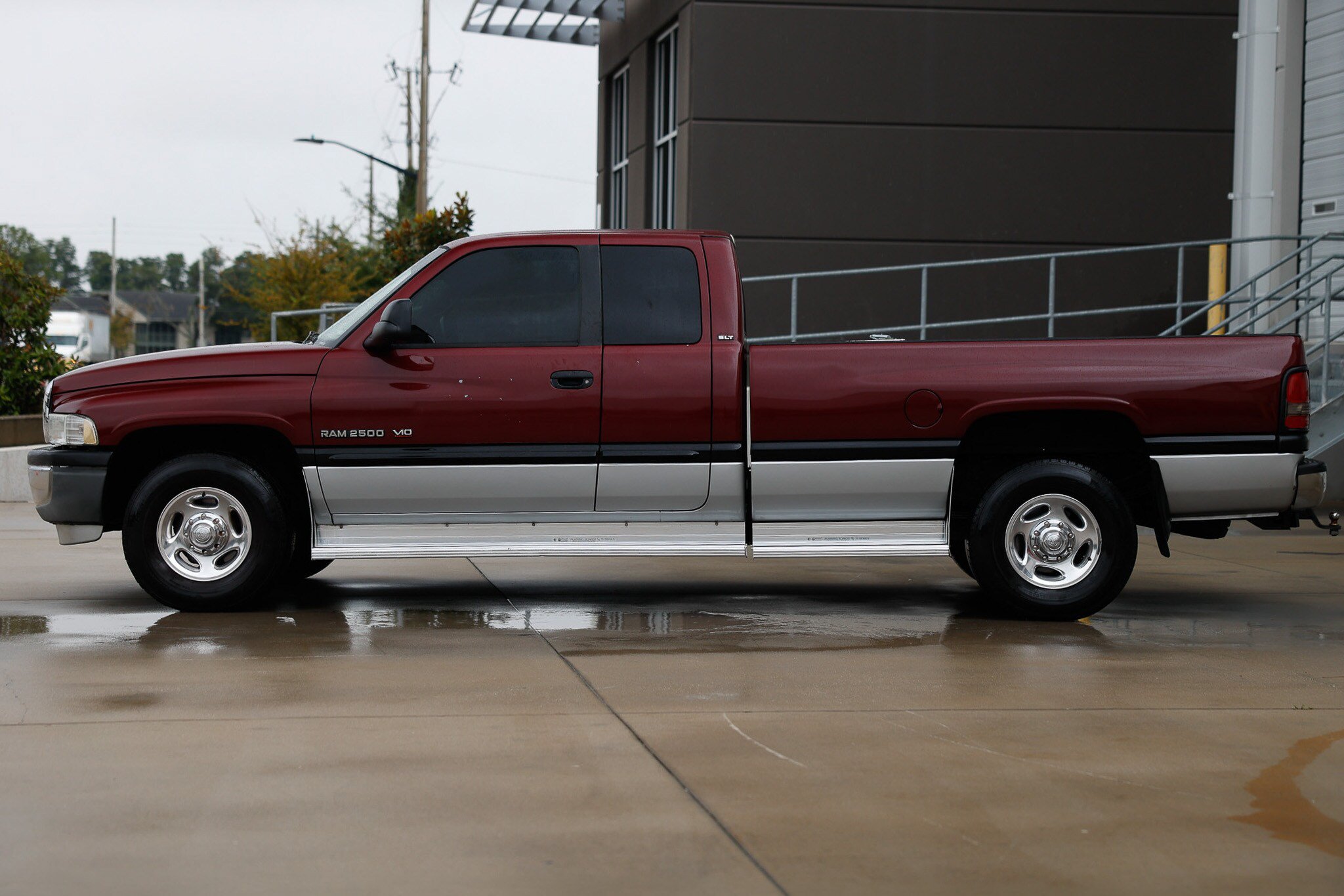 Used 2001 Dodge Ram 2500 Truck 2WD Quad Cab image 4