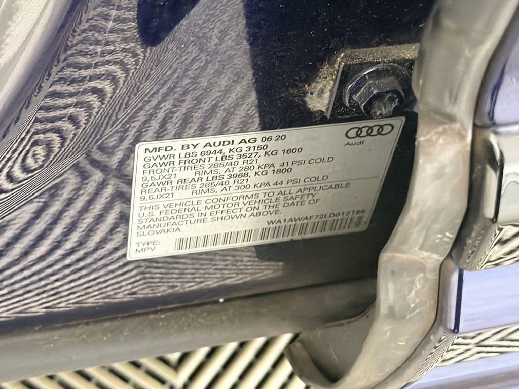 Used 2020 Audi SQ7 Premium Plus w/ Towing Package AWD/4WD image 33