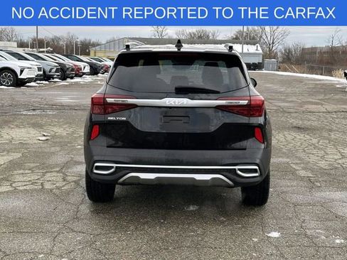 Used 2022 Kia Seltos SX w/ Sunroof Package image 4