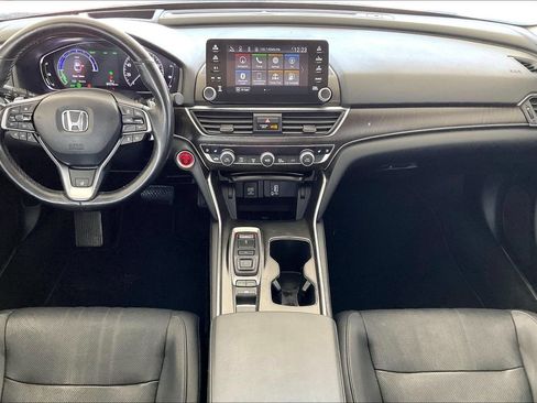 Used 2020 Honda Accord Touring image 7