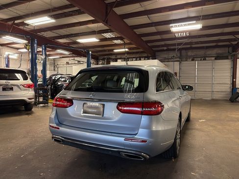 Used 2018 Mercedes-Benz E 400 4MATIC Wagon image 3