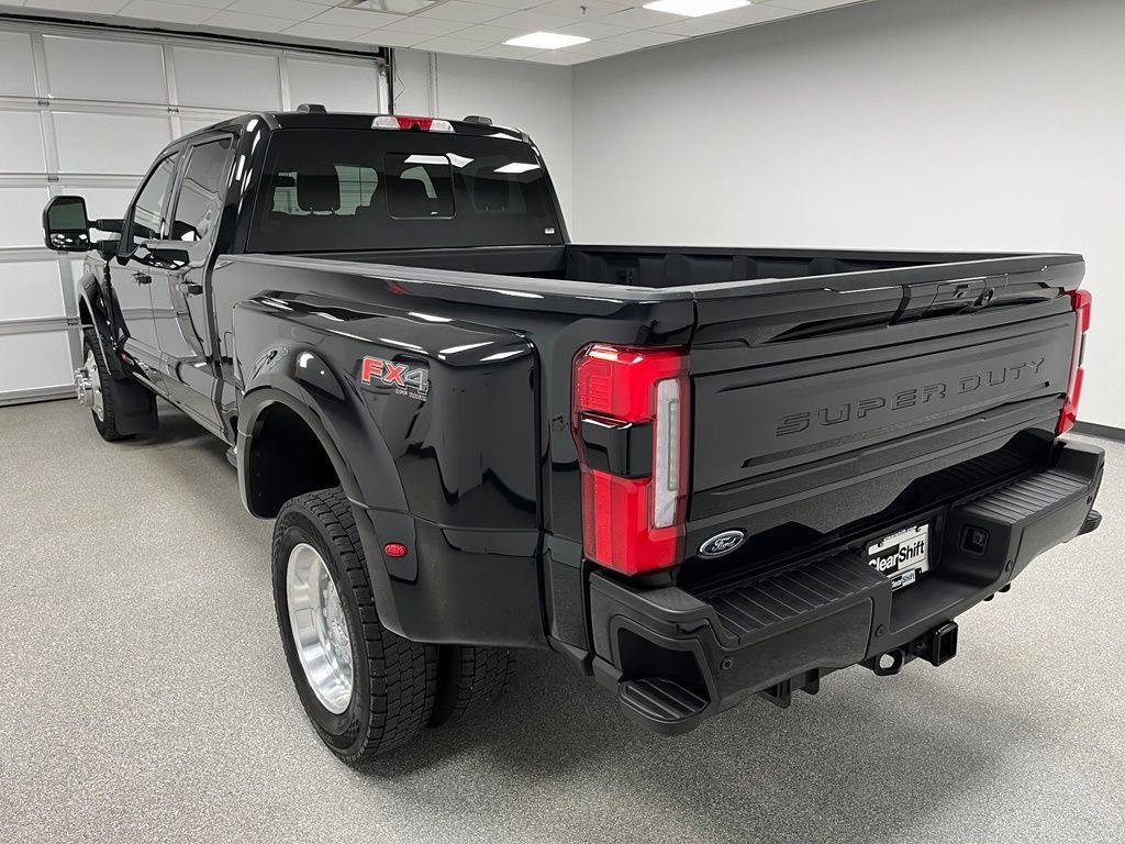 Used 2025 Ford F450 Platinum w/ FX4 Off-Road Package AWD/4WD image 8