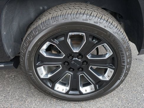 Used 2019 GMC Yukon Denali w/ Denali Ultimate Package image 29