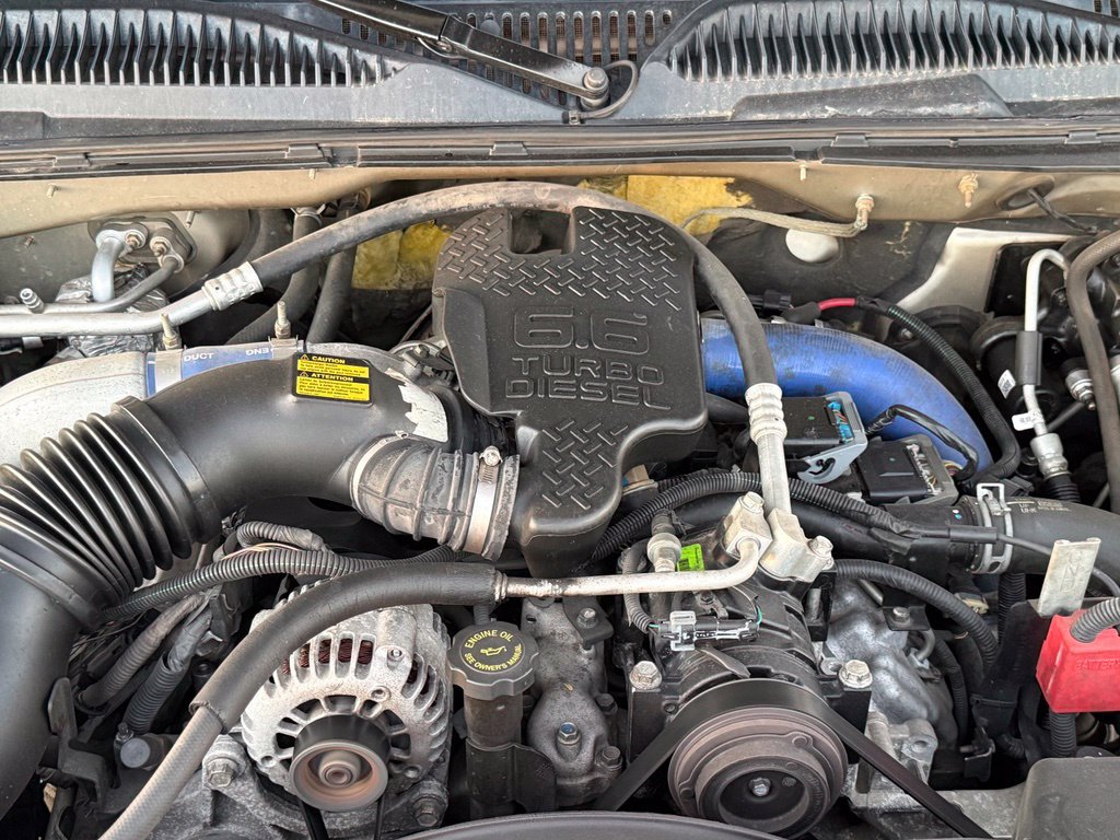 Used 2004 GMC Sierra 2500 SLE w/ Heavy-Duty Power Package AWD/4WD image 45