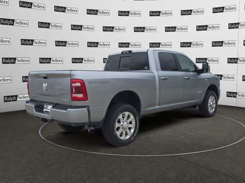 Used 2023 RAM 2500 Laramie AWD/4WD image 6