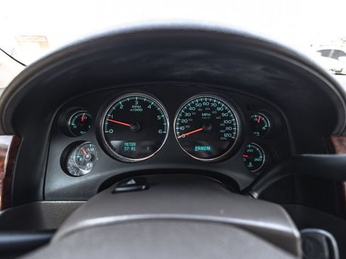 Used 2010 Chevrolet Tahoe LT AWD/4WD image 10