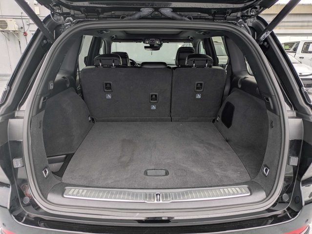 Certified 2025 Jeep Grand Cherokee Summit w/ Obsidian Package AWD/4WD image 9