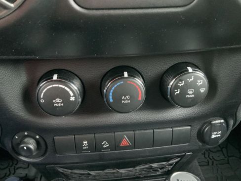 Used 2017 Jeep Wrangler Unlimited Sport w/ Quick Order Package 24S image 32