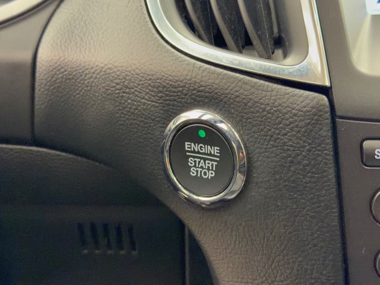 Used 2019 Ford Edge Titanium w/ Equipment Group 301A FWD image 20