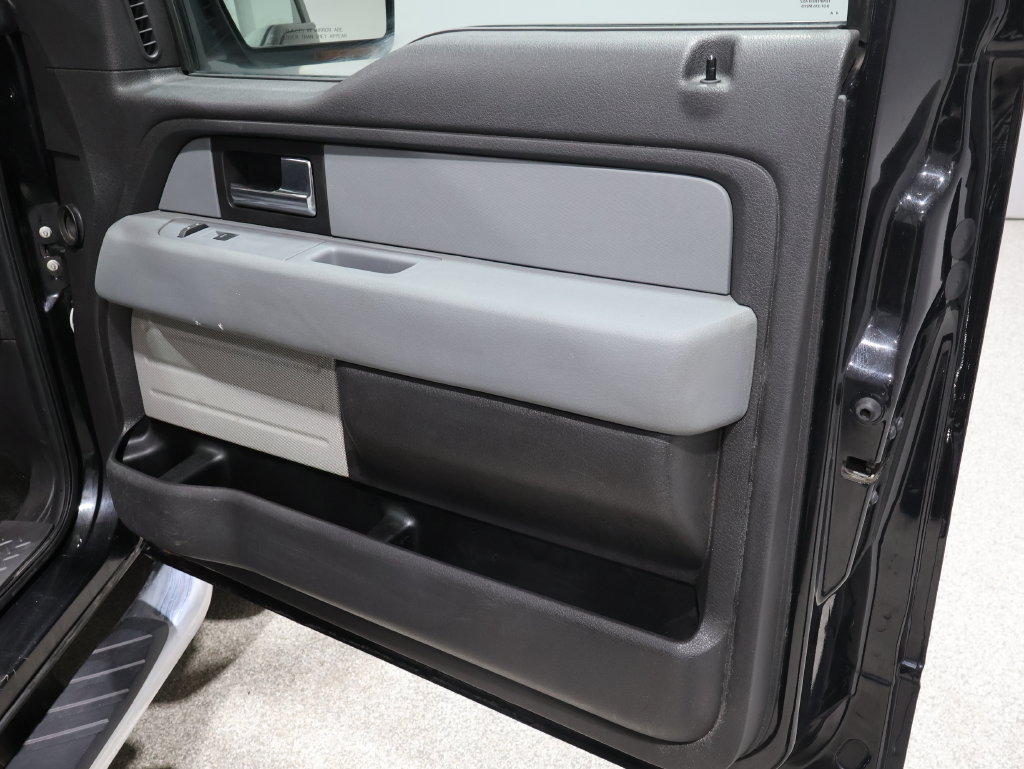 Used 2014 Ford F150 XLT w/ Equipment Group 302A Luxury AWD/4WD image 22
