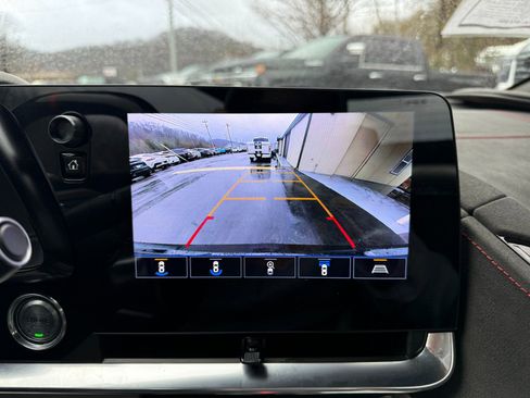 Used 2023 Chevrolet Corvette Stingray Premium Conv w/ Z51 Performance Package image 38