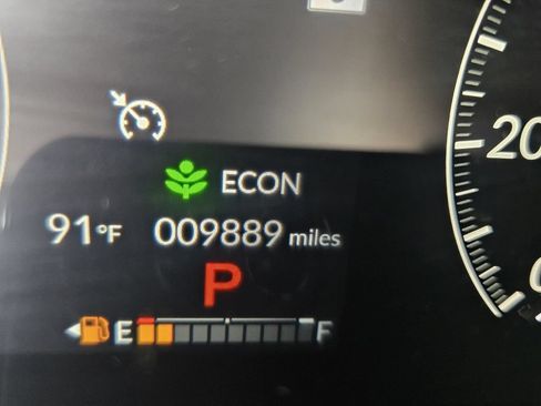 Certified 2026 Honda HR-V Sport image 23