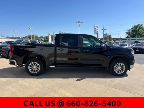Used 2022 Chevrolet Silverado 1500 LT AWD/4WD image 3
