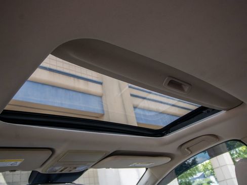 Used 2019 Honda CR-V EX image 37