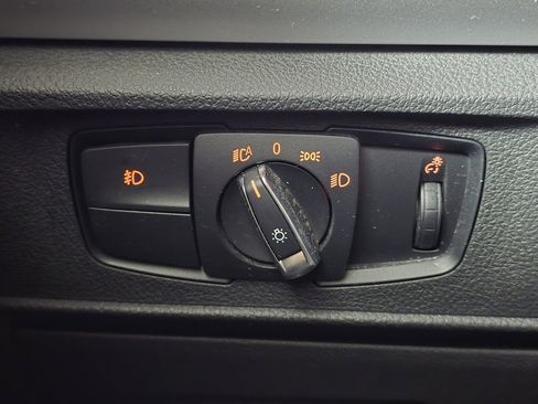 Used 2017 BMW 230i xDrive Convertible image 37