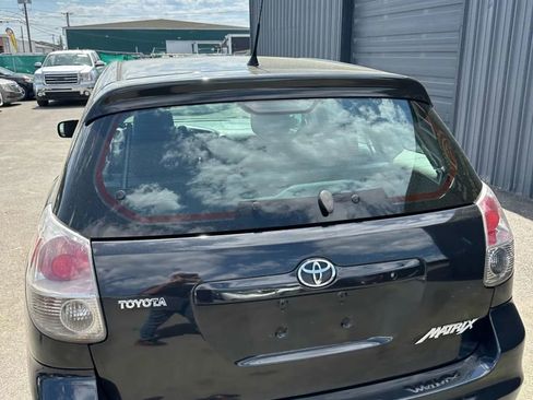 Used 2006 Toyota Matrix XR image 30