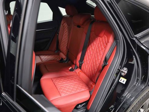 Used 2023 Audi SQ5 Prestige image 34