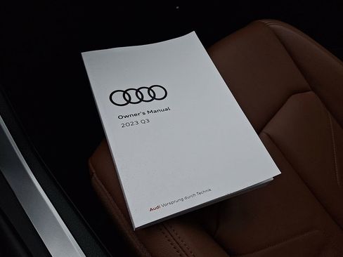Used 2023 Audi Q3 2.0T Premium Plus AWD/4WD image 28