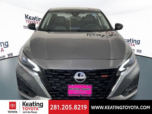 Used 2024 Nissan Altima 2.5 SR image 10