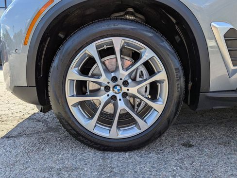 Used 2024 BMW X5 xDrive40i w/ Premium Package AWD/4WD image 50