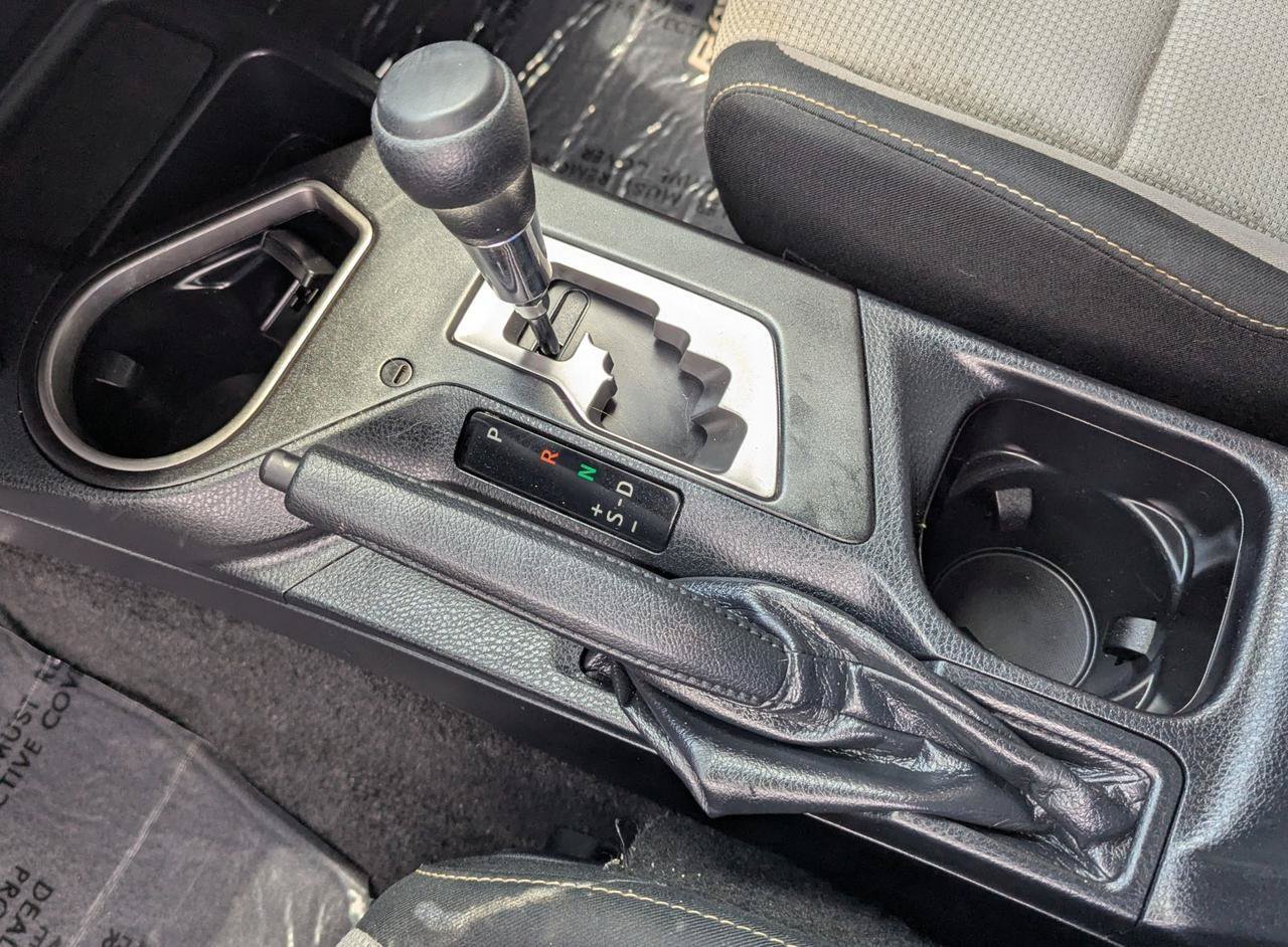 Used 2018 Toyota RAV4 XLE w/ Convenience Package AWD/4WD image 19