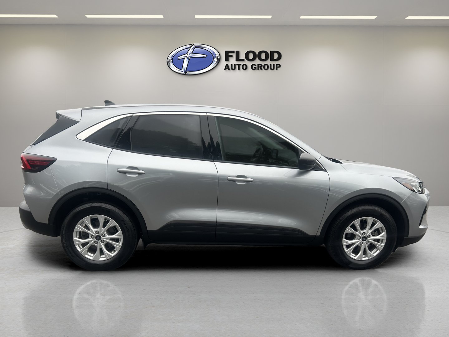 Certified 2023 Ford Escape Active AWD/4WD image 4