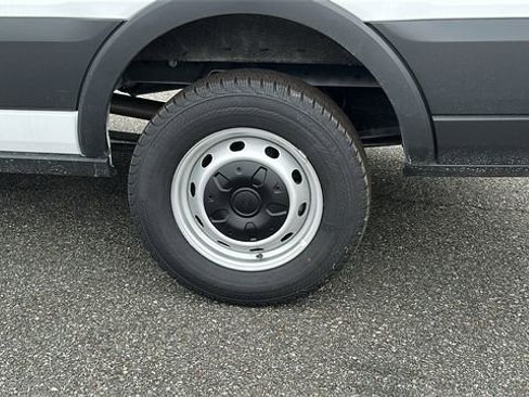 New 2025 Ford Transit 250 Base image 21