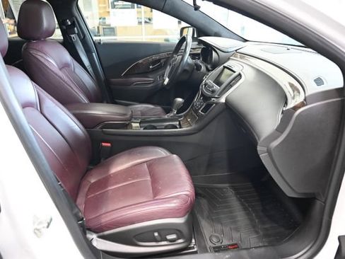 Used 2016 Buick LaCrosse Leather w/ Ultra Luxury Package AWD/4WD image 10