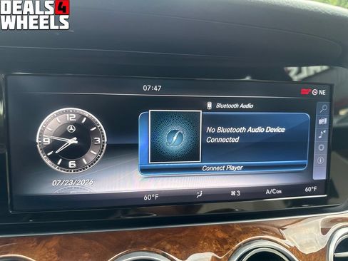 Used 2017 Mercedes-Benz E 300 4MATIC image 36