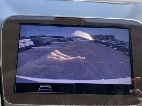 Used 2021 Chevrolet Malibu LT FWD image 24