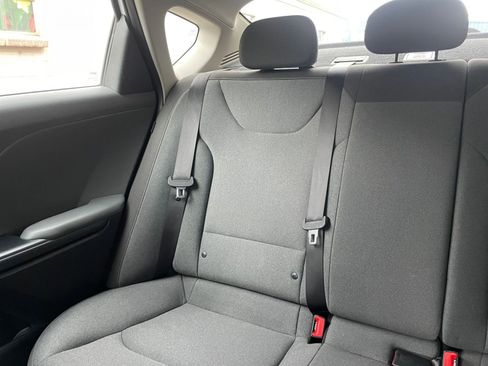 Used 2025 Kia K4 LXS image 38