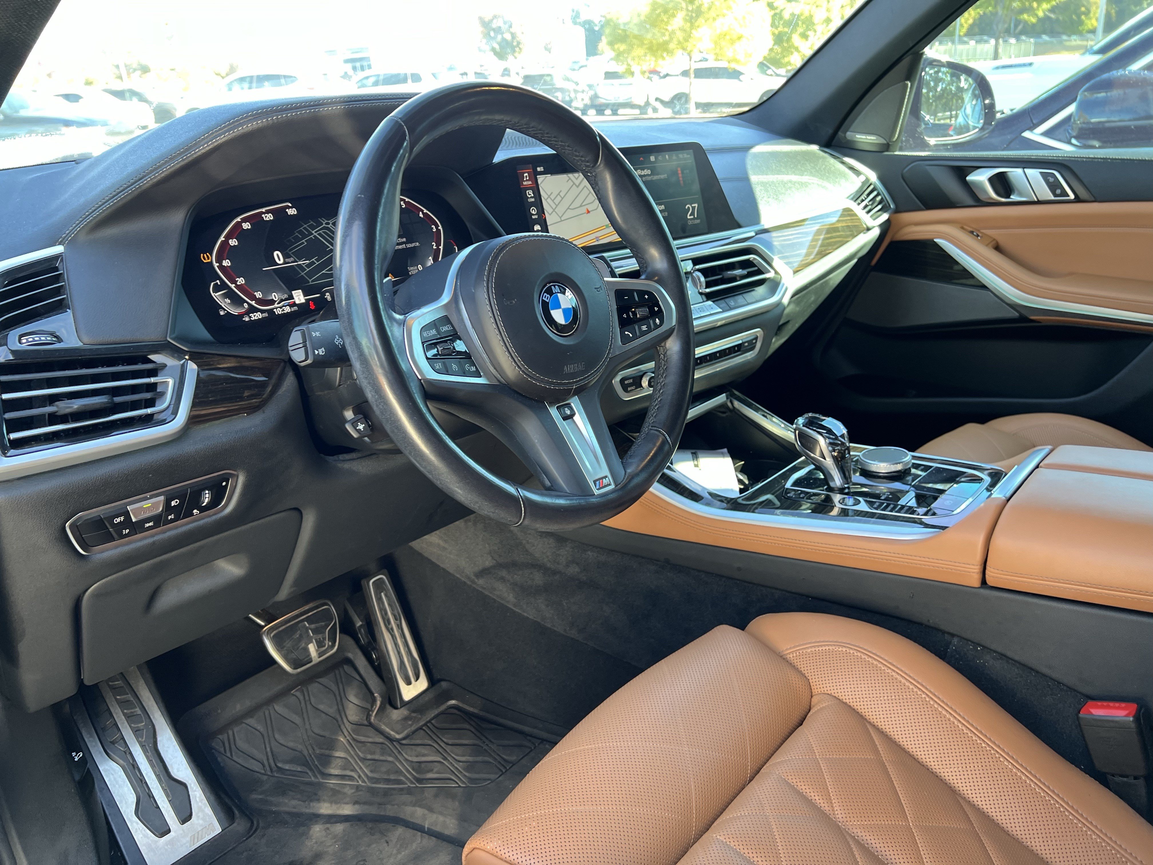 Used 2023 BMW X5 sDrive40i w/ M Sport Package RWD image 17