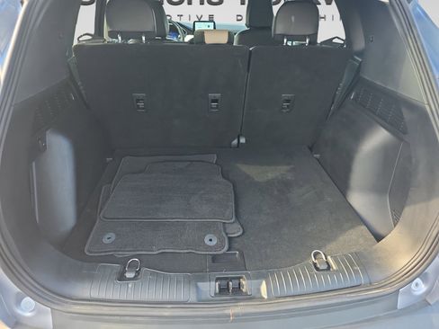 Used 2022 Ford Escape SEL w/ Technology Package image 10