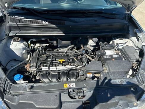 Used 2012 Kia Soul + image 11