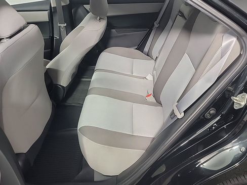 Used 2019 Toyota Corolla LE FWD image 16