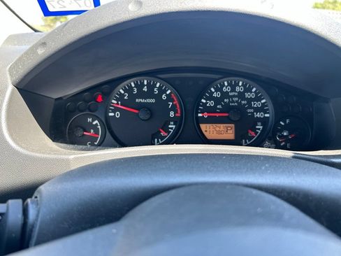 Used 2016 Nissan Frontier SV RWD image 16
