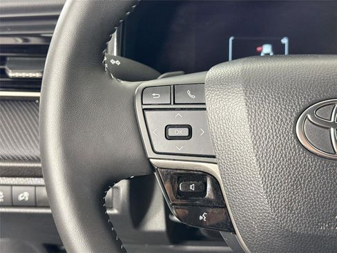 Certified 2025 Toyota Camry SE w/ Convenience Package FWD image 18