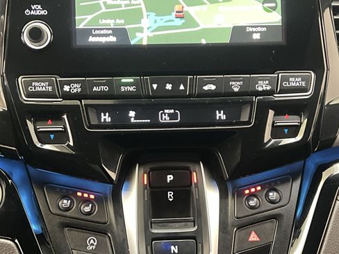 Used 2018 Honda Odyssey Elite image 19