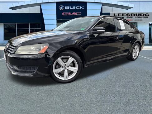 Used 2013 Volkswagen Passat TDI SE FWD image 3