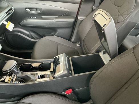 New 2026 Hyundai Tucson SE image 13