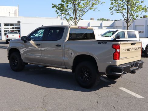 Used 2023 Chevrolet Silverado 1500 LT Trail Boss w/ Protection Package AWD/4WD image 8