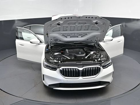 Certified 2026 BMW 530i RWD image 52