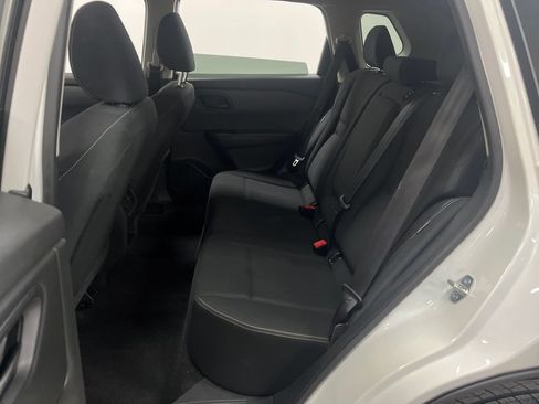 Used 2024 Nissan Rogue S FWD image 26