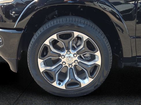 Used 2023 RAM 1500 Limited AWD/4WD image 8