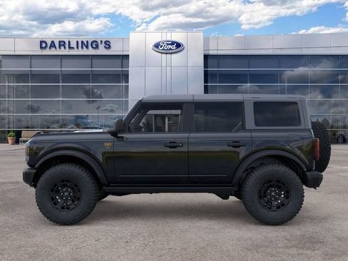 New 2026 Ford Bronco Badlands AWD/4WD image 3