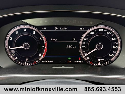 Used 2018 Volkswagen Tiguan SEL Premium image 30