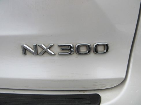 Used 2018 Lexus NX 300 AWD image 8