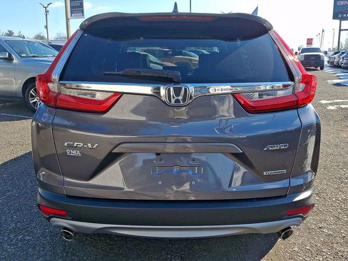 Used 2018 Honda CR-V Touring image 5